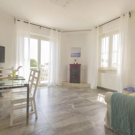 156 - Quadrilocale A Climatizzata Con Inclusa Marcelli